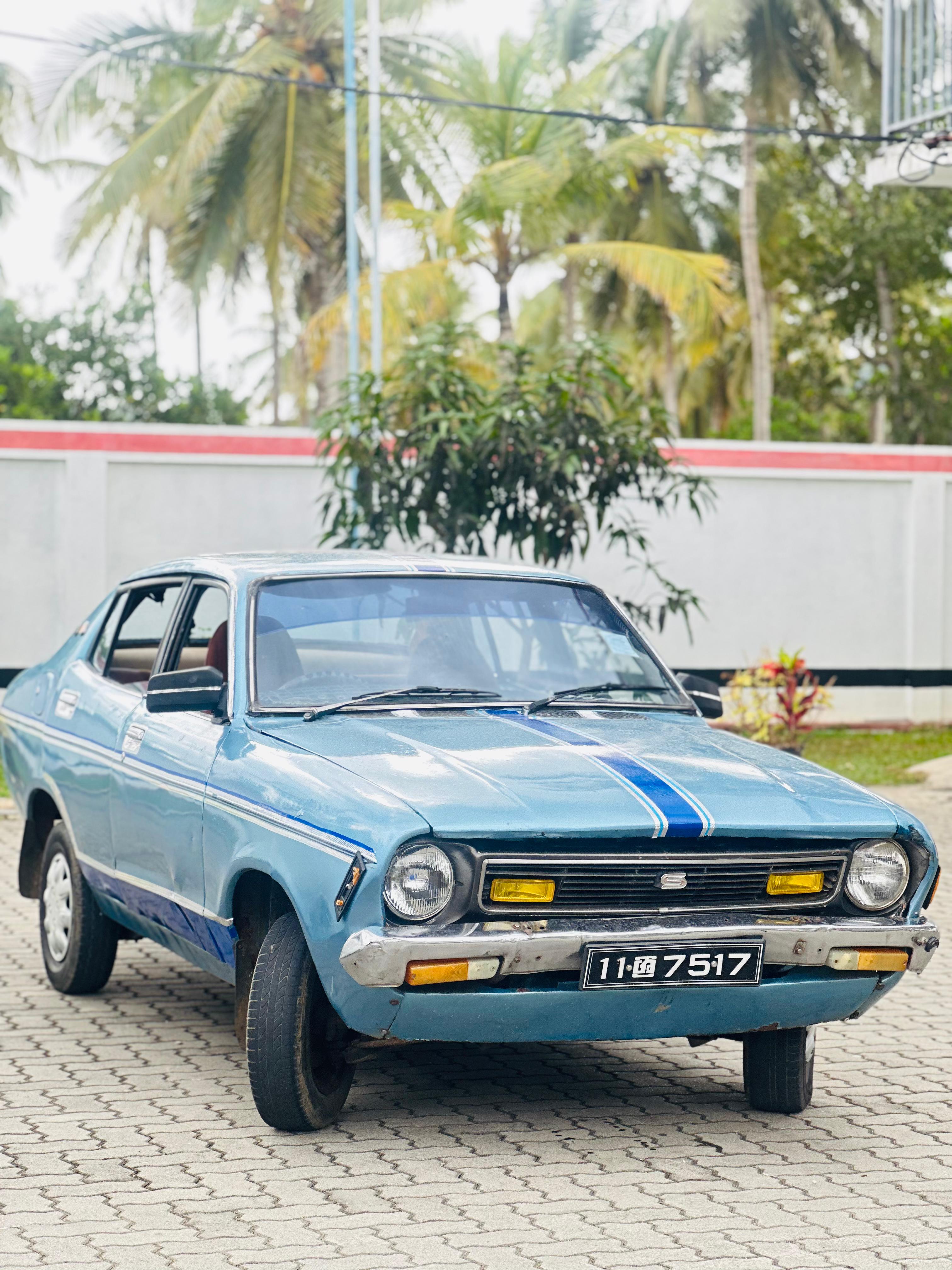 Mitsubishi Lancer B211 (Datsun Sunny)